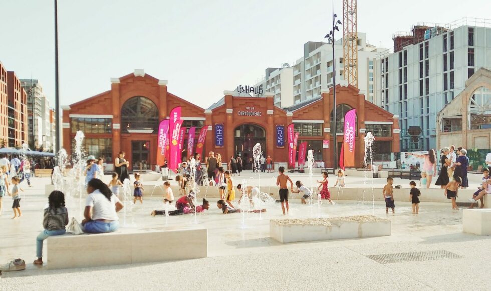 Les Halles De La Cartoucherie Un Lieu Hybride Toulouse Vu Par Samba