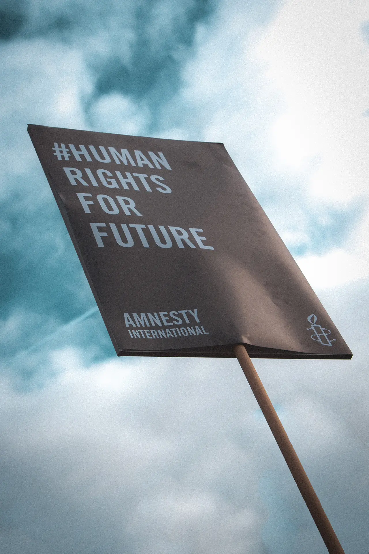 amnesty affiche